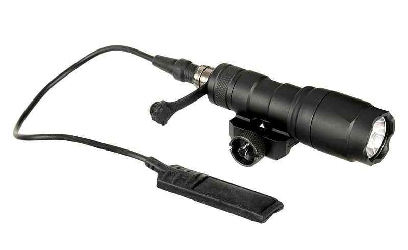Tactical Weaponlight 200 Lumens di ELEMENT