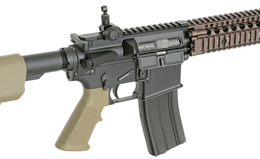 Fucile Gas Blow-Back Daniel Defense MK18 di EMG