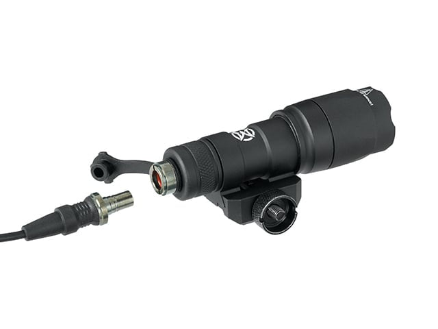 Torcia Tattica V300 di WADSN