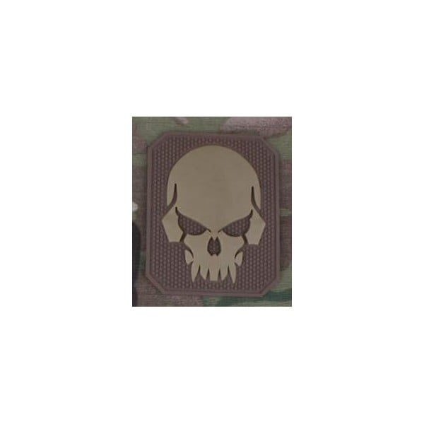 PATCH PVC PIRATESKULL TAN di EMERSONGEAR