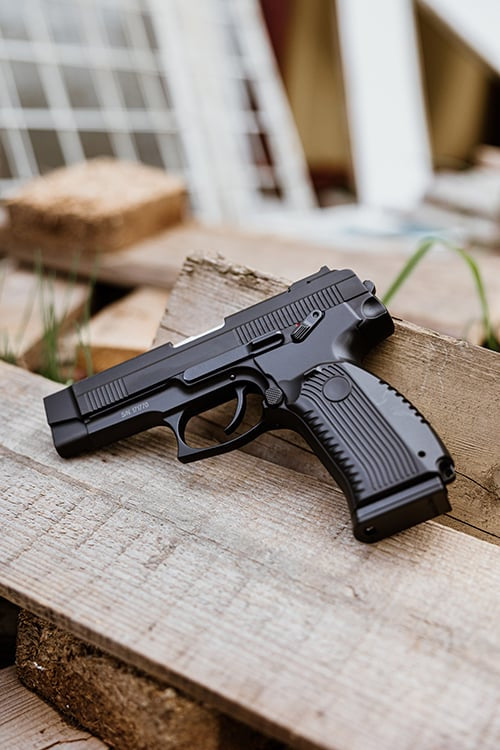 Pistola Elettrica CM.136 Grach di CYMA