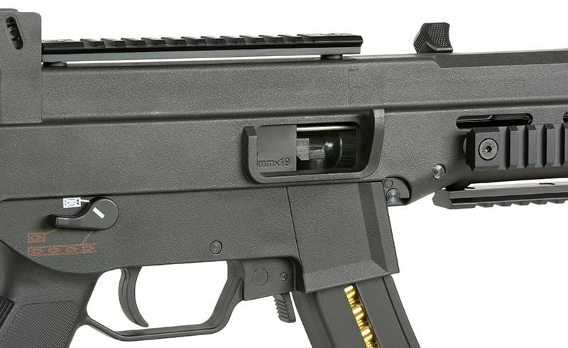 Replica UST9 G3 di S&T