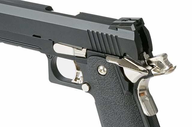 Pistola Airsoft GBB Hi-Capa di GOLDEN EAGLE