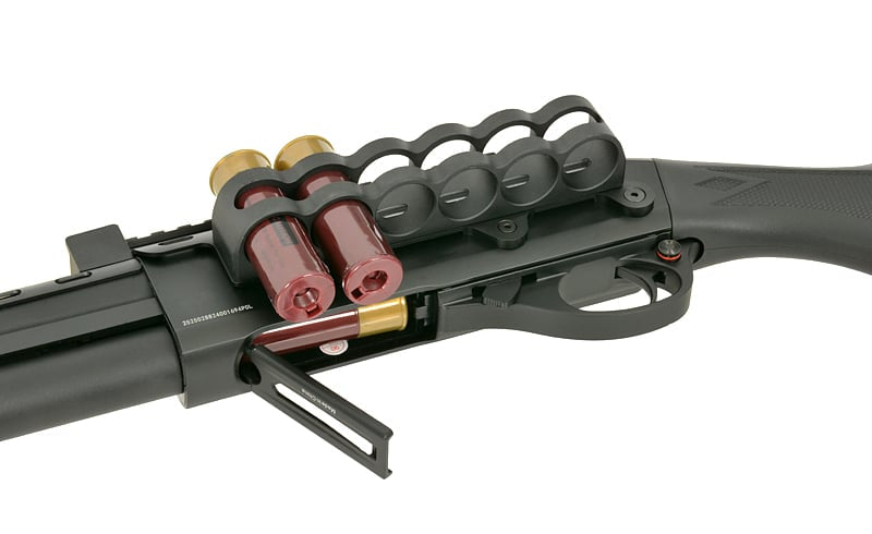 Replica Shotgun M870 di EMG