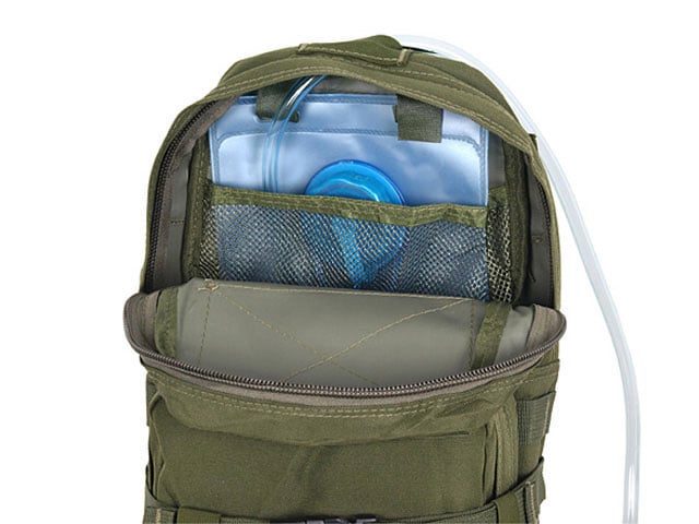 MOLLE Hydration H2O Carrier - Olive di 8FIELDS