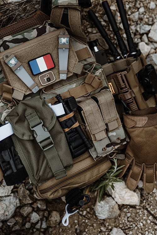 Double Pouch per Caricatori Pistol di 8FIELDS