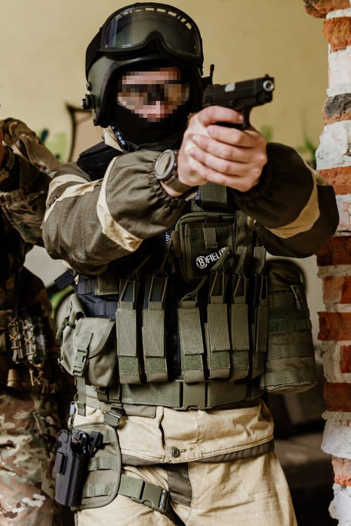 Double Pouch per Caricatori Pistol di 8FIELDS
