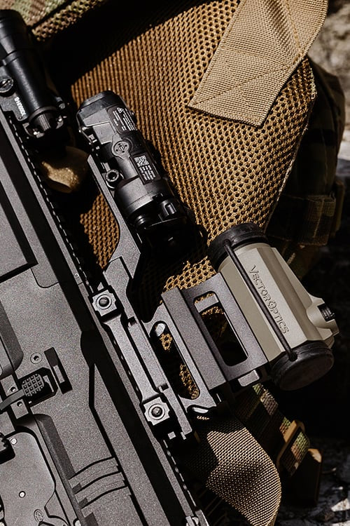 Maverick Gen3 1x22 MIL Red Dot Sight di VECTOR OPTICS