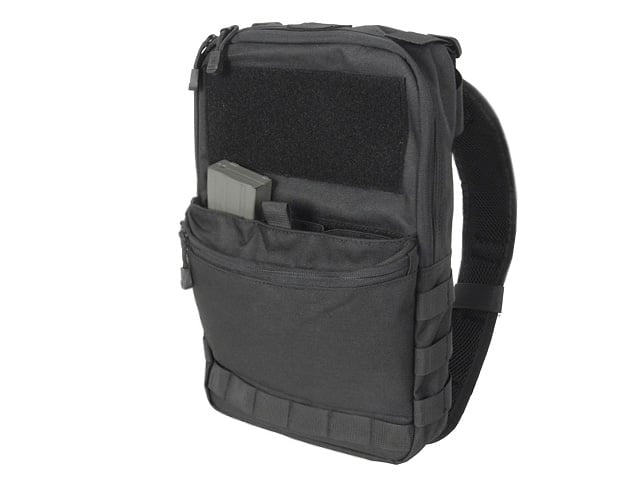 Zaino Multiuso V2 - Nero di 8FIELDS