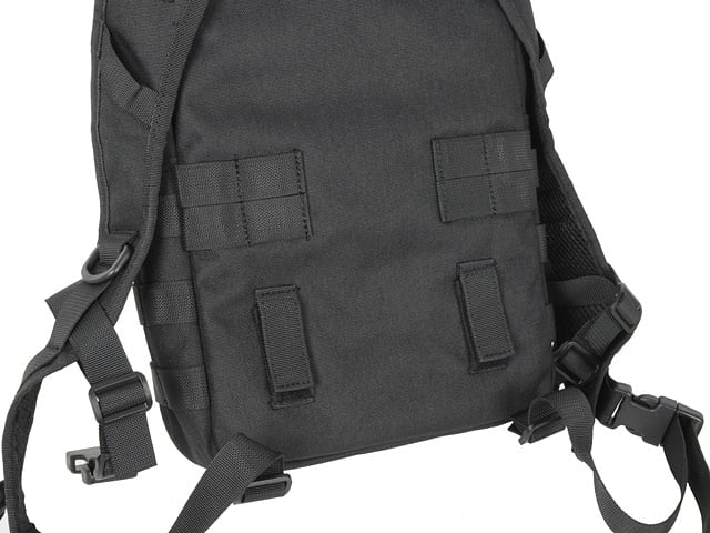 Zaino Multiuso V2 - Nero di 8FIELDS