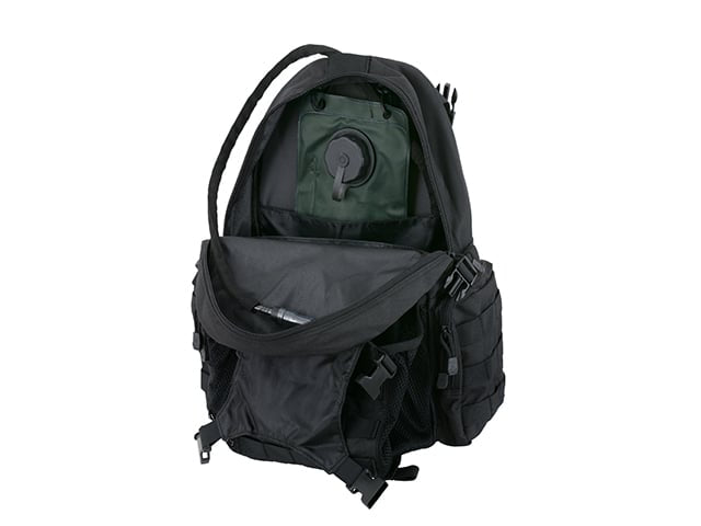 Zaino tattico con tasca per casco - Multicamo di 8FIELDS