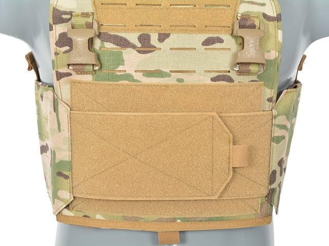 Buckle-Up Laser Cut Plate Carrier di 8FIELDS PREMIUM