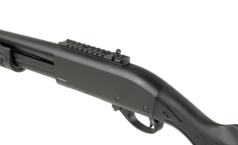 M8870 Shotgun V2 di GOLDEN EAGLE