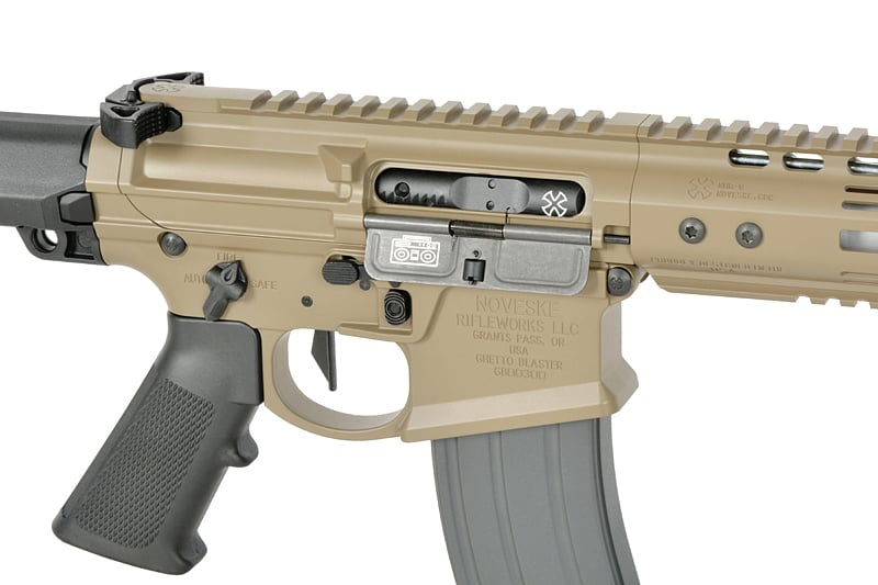Rifle Noveske N4 Ghetto Blaster 7,94" di EMG