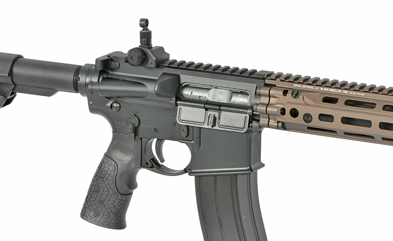 Fucile GBBR DD4 RIII S 16" di EMG