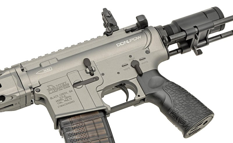 Daniel Defense DDM4 PDW SBR Replica di EMG