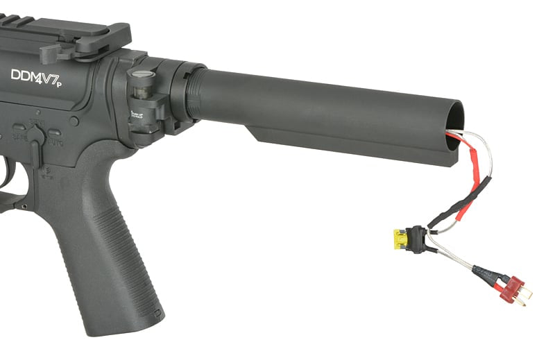 Replica Daniel Defense DDM4 V7 di EMG