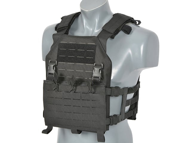 Buckle Up Assault Plate Carrier di 8FIELDS