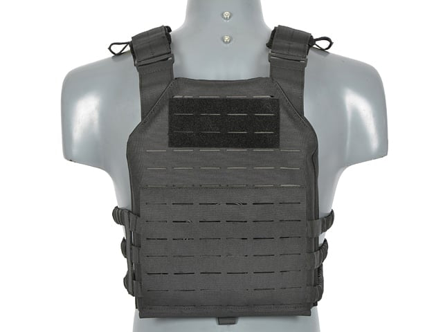 Buckle Up Assault Plate Carrier di 8FIELDS