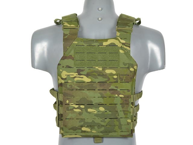Buckle Up Assault Plate Carrier di 8FIELDS