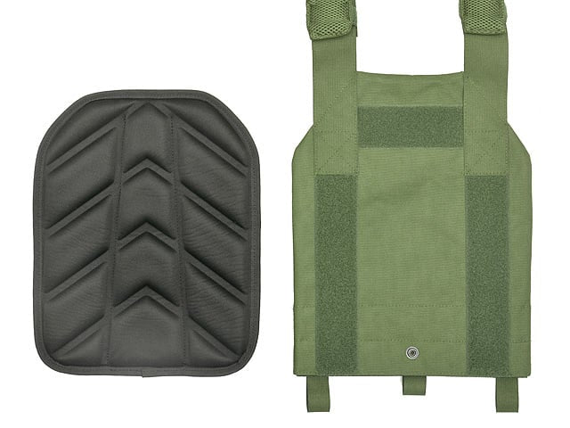 Buckle Up Assault Plate Carrier di 8FIELDS