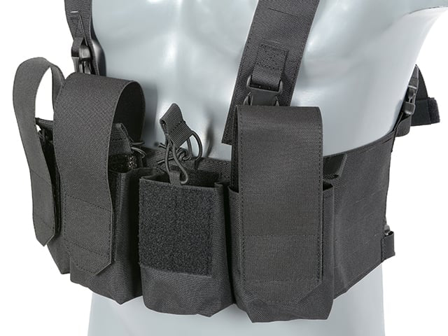 Chest Rig Laser-Cut con Pouches AR/AK di 8FIELDS