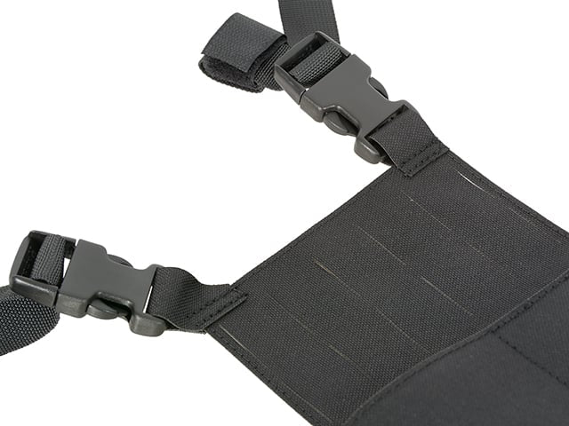 Chest Rig Laser-Cut Multicamo di 8FIELDS