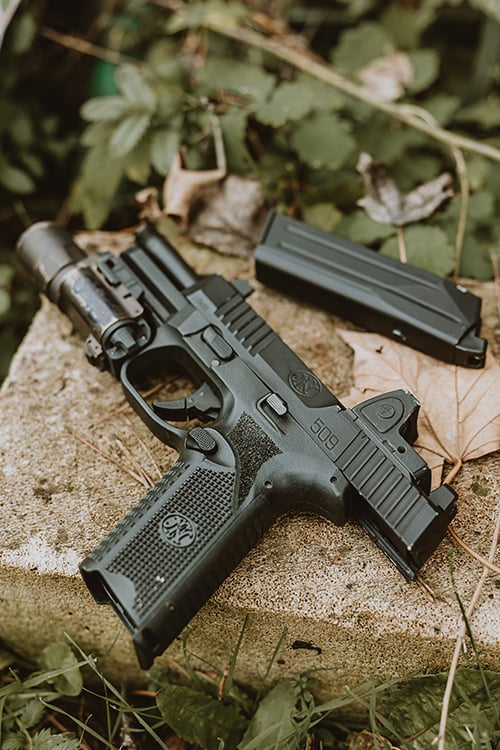 FN 509 GBB Pistol Replica - Black di CYBERGUN