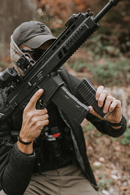 Replica Fucile B&T APC 556 AEG di ASG