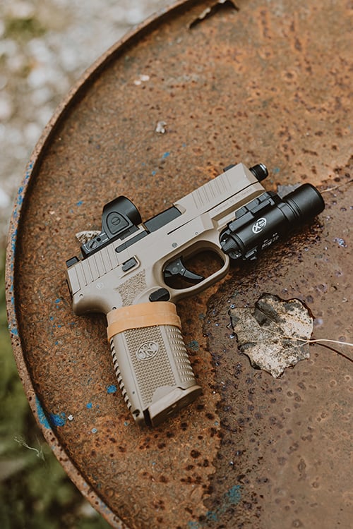 FN 509 GBB Pistol Replica - Tan di CYBERGUN