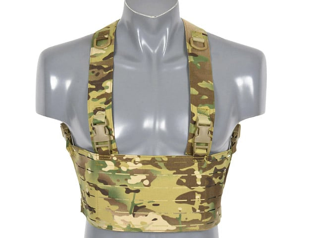 Chest Rig Laser-Cut Multicamo di 8FIELDS