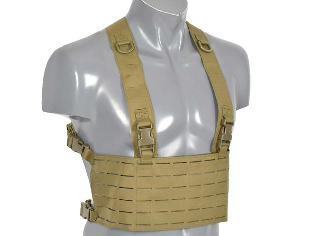 Chest Rig Laser-Cut Coyote di 8FIELDS