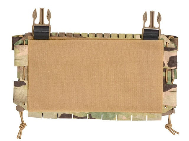 Buckle-Up COMPACT Panel per 3 magazine di 8FIELDS