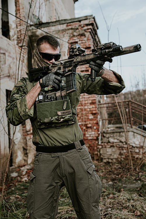 CM.105 Daniel Defense MK18 Eshooter ETU di EMG