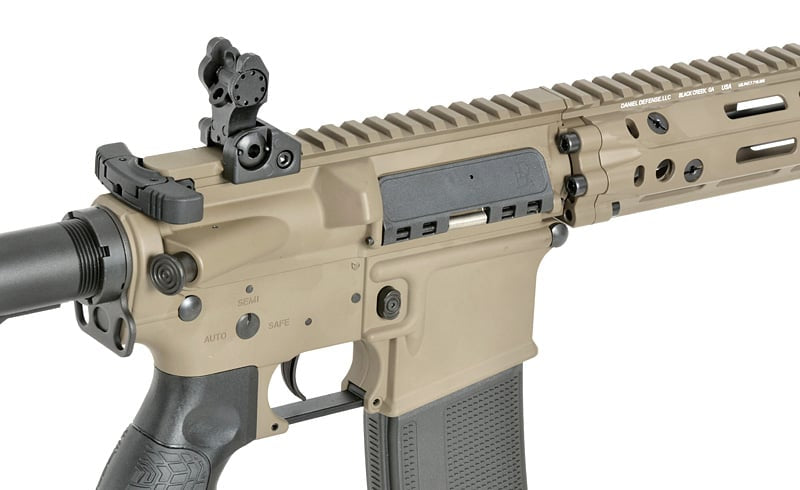 Daniel Defense M4A1 RIII 14.5" Replica Eshooter di EMG