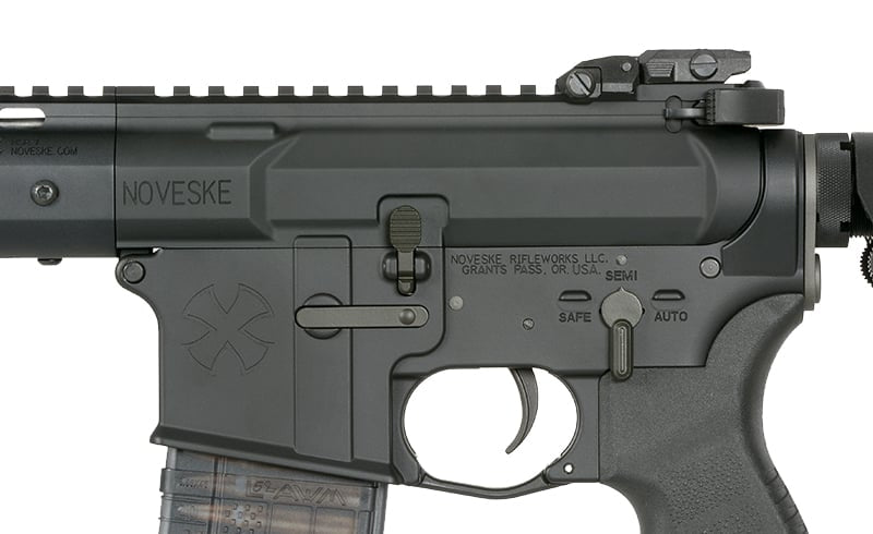 Fucile AEG Noveske 7.5" DIPLOMAT di EMG