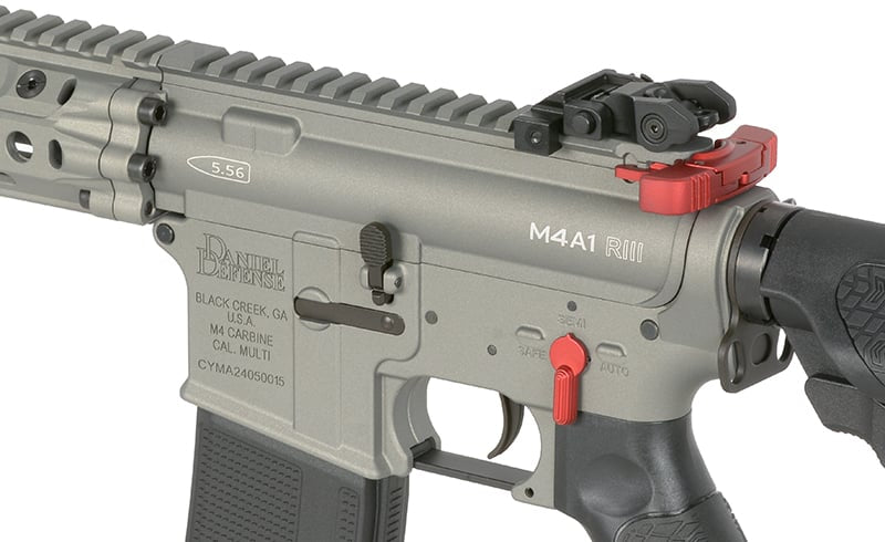 Daniel Defense M4A1 RIII 14.5" Replica di EMG