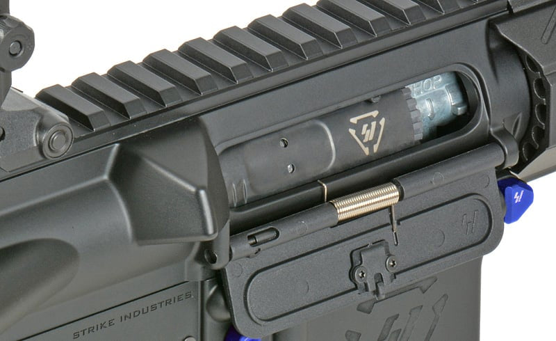 Strike Industries 7" Raider Competition CQB AEG di EMG