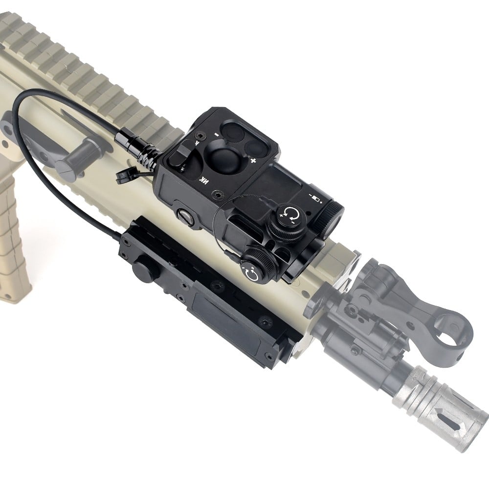 Sistema di Puntamento Laser Rosso/IR di WADSN