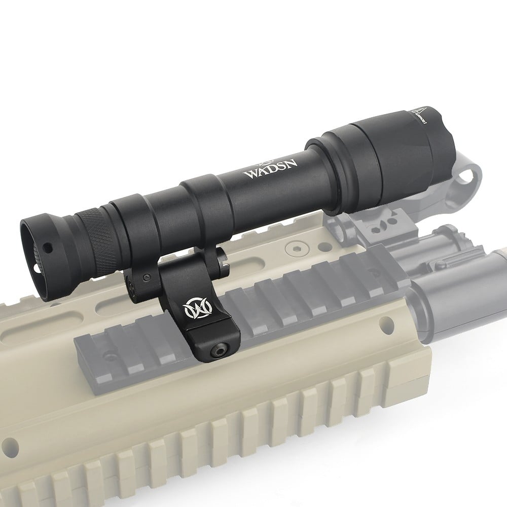 Torcia LED 640 Lumen di WADSN