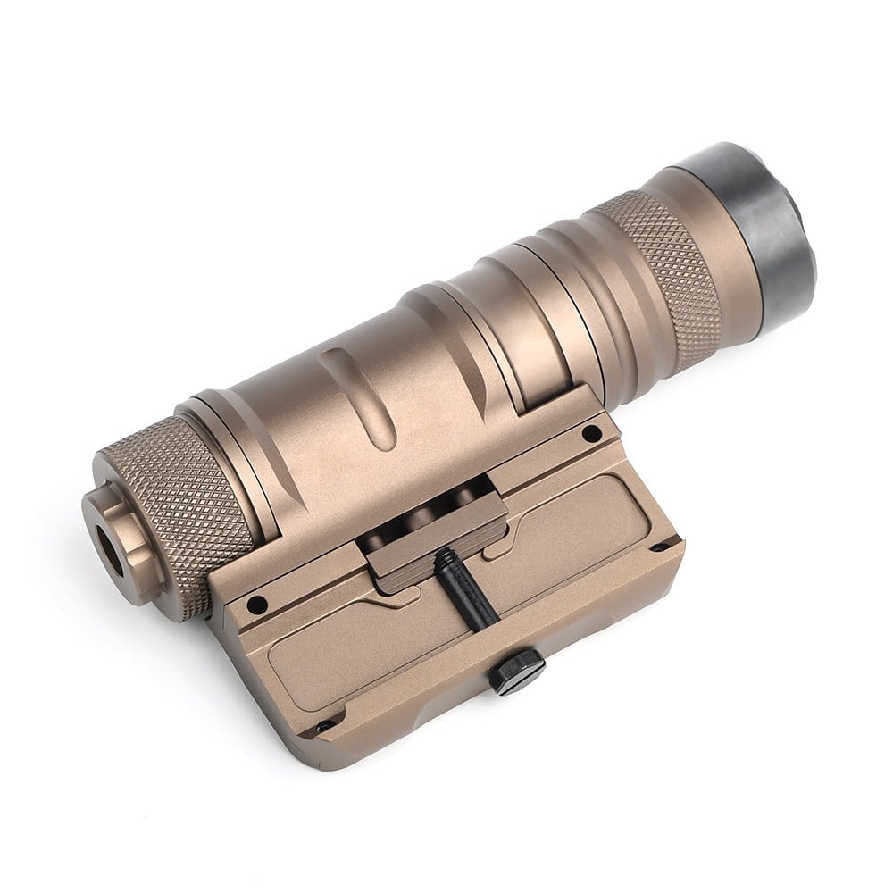 Torcia Tattica LED 1500 Lumens di WADSN
