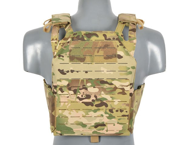 Portapiastre Operator Laser-Cut Buckle Up AR15/AK Multicam di 8FIELDS