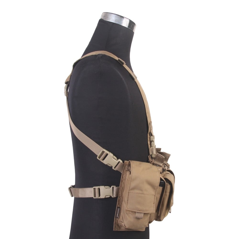 Chest Rig Tattico Coyote Brown di EMERSONGEAR