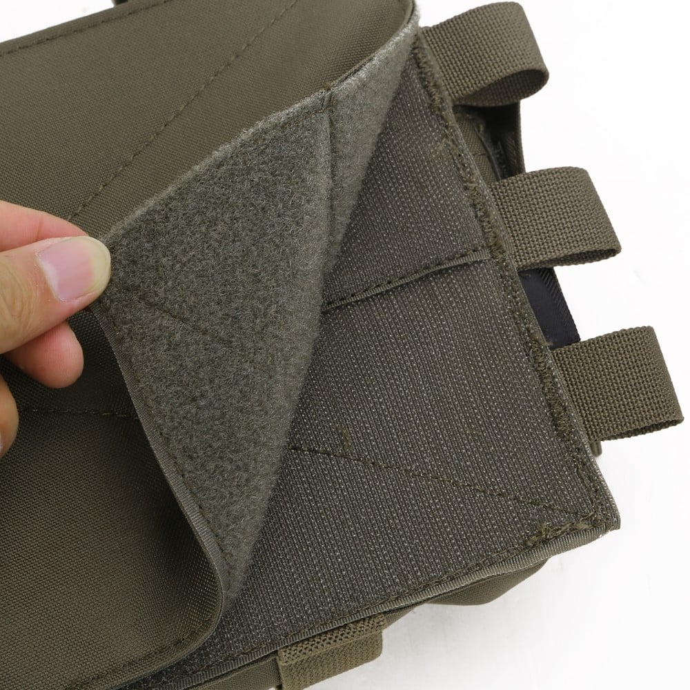 Pannello per chest rig con tasca porta caricatori Ranger Green di EMERSONGEAR