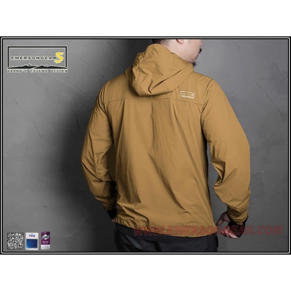 Giacca Hattori Skin Windbreaker Coyote Brown di EMERSONGEARS