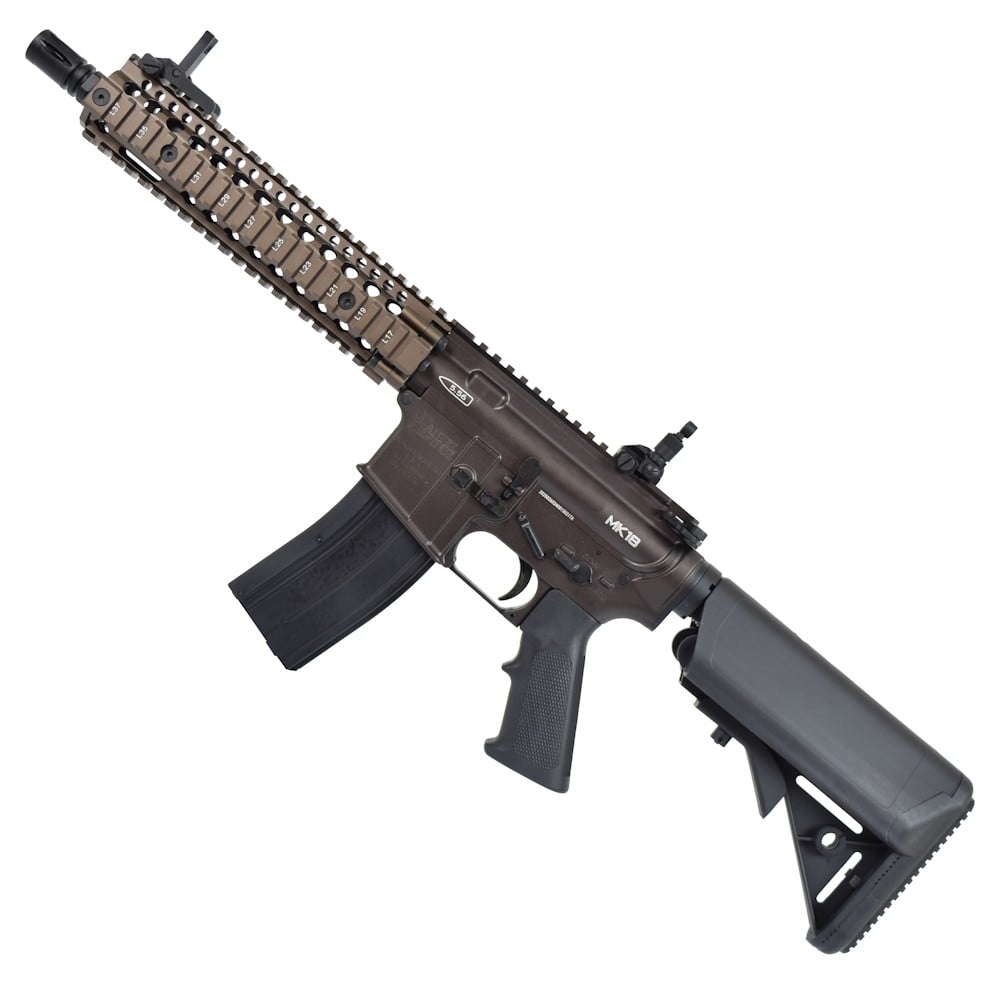 Fucile a gas Daniel Defense Mk18 Two-Tone nero di GOLDEN EAGLE