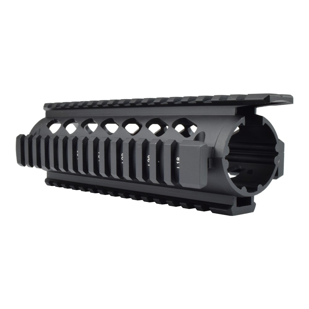 Paramano Carbine Length Quad Rail con estensione nero di JS-TACTICAL