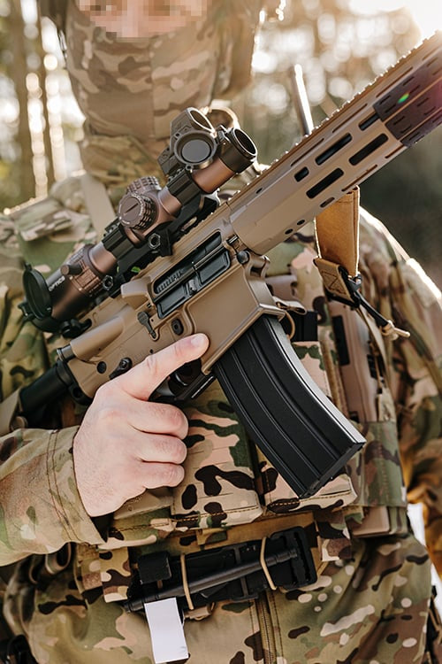 Fucile softair M4/AR-15 Knight's Armament DSG Tan di WELL PRO