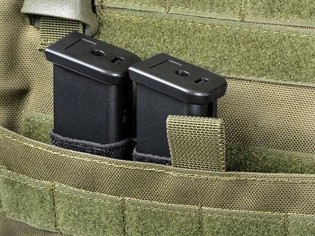 Inserto per caricatori pistola triplo per Plate Carrier nero di 8FIELDS