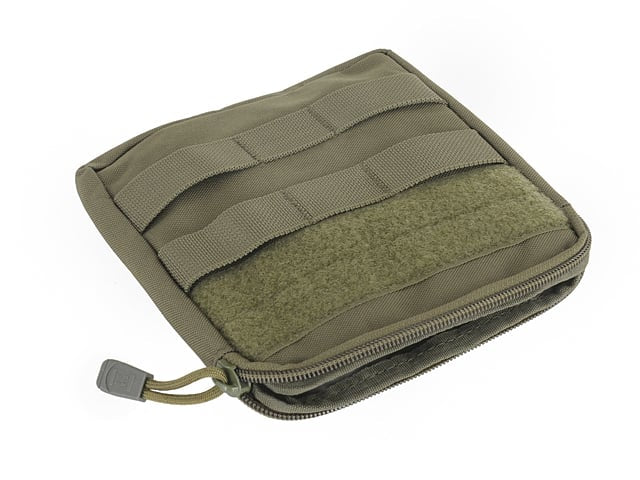 Tasca utility con cerniera MOLLE Ranger Green di 8FIELDS